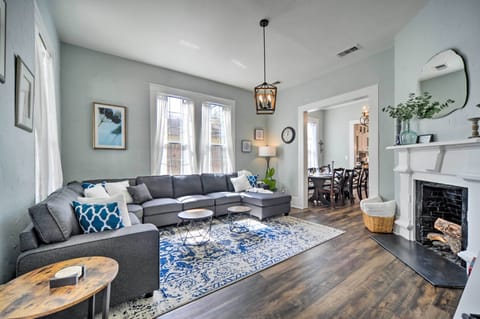 Gonzales Vacation Rental | 4BR | 3.5BA | 2 Steps for Entry | 2,760 Sq Ft