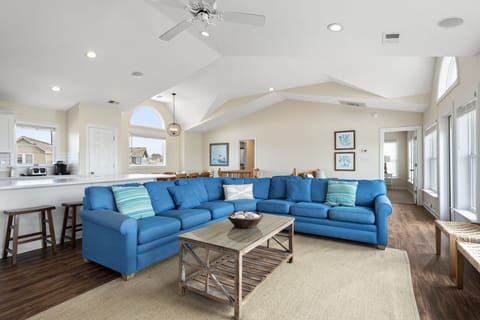 MS20: Soundset | Top Level Living Area