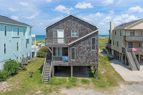 SN25: Pixie's Place | Front Exterior