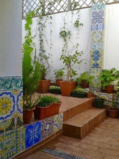 Patio attractively tiled 