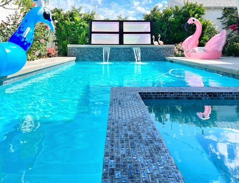 New saltwater, heated pool & spa built in 2021.