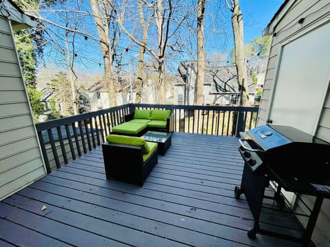 Large back deck to enjoy and relax