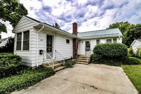 driveway and entry into the home
