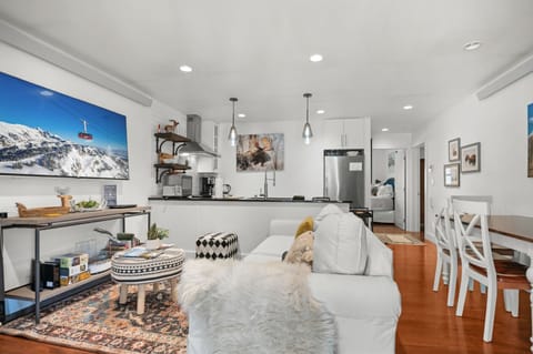 Living Room & Dining Area