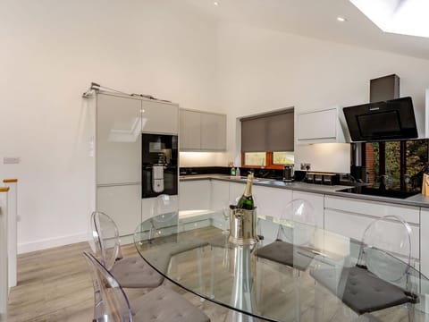 Kitchen area | Waterside Lodge Five - Ashgrove Country Park, Elland