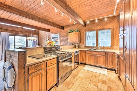 Kitchen | Drip Coffee Maker | Toaster