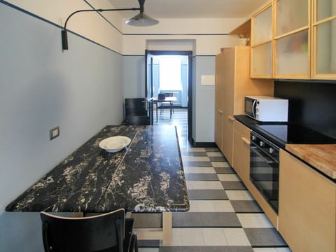 Sky, Cloud, Food, Plant, Tableware, Table, Window, Mountain, Fruit, Wood