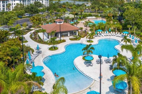 Vista Cay Resort Pool