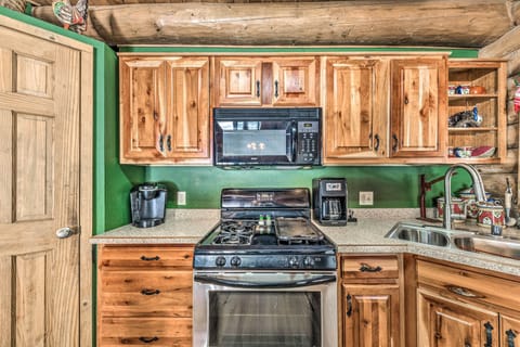 Kitchen | Toaster | Crockpot