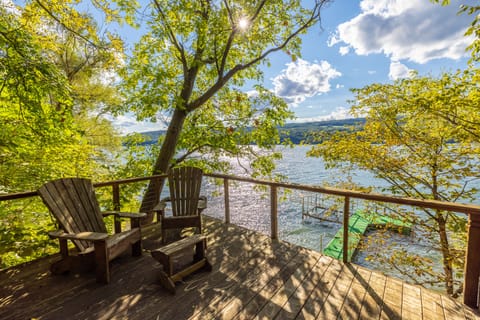 PRIVATE DECK OVER LOOKING BEAUTIFUL CANANDIAGUA LAKE