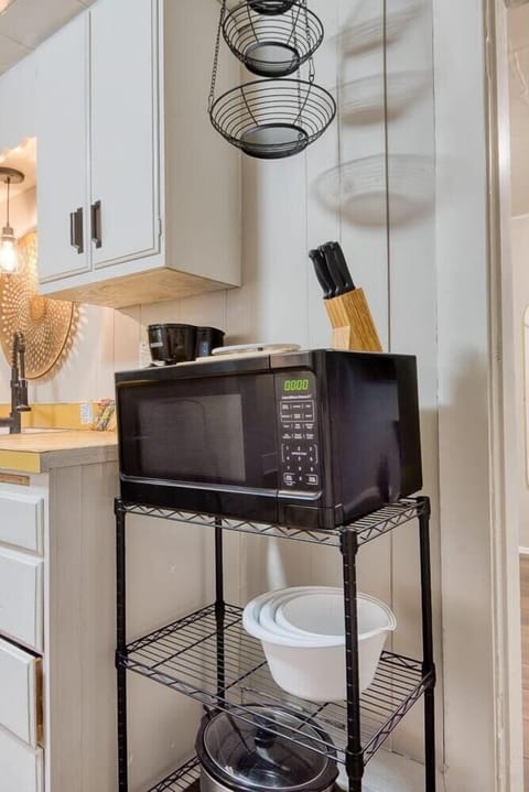 #HeritageHouseCoosBay Professionally managed by Invest Real Estate & Property Management. #bookdirect #investrepm #heritagehousecoosbay #stayinmydistrict