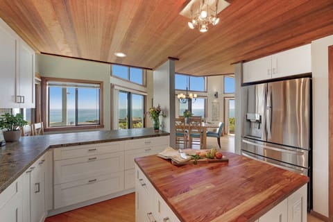 Enjoy ocean views from the kitchen. LG refrigerator makes round craft ice!