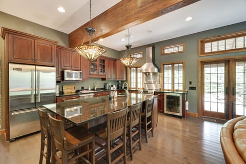 The kitchen is quality craftsmanship and modern design. 