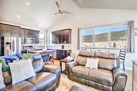 Alma Vacation Rental | 3BR | 2.5BA | 1,700 Sq Ft | 2 Steps to Enter