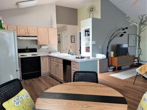 So bright, spacious, clean and comfortable