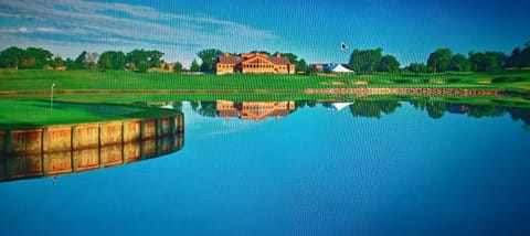Par 3 replica hole of Hole 17 at TPC Sawgrass