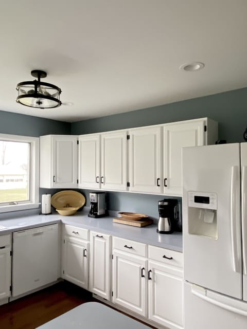 Two coffee makers with Kuerig