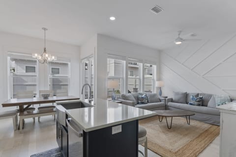 Great open kitchen layout