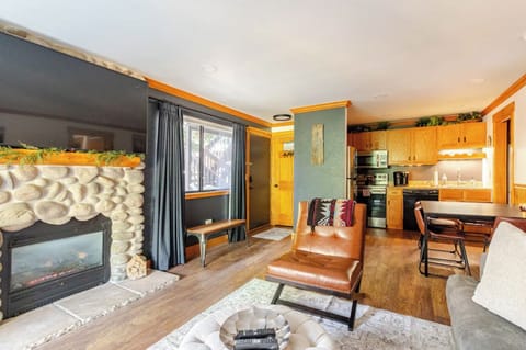 Kitchen, Dining, Living Room, Fireplace, TV, entryway