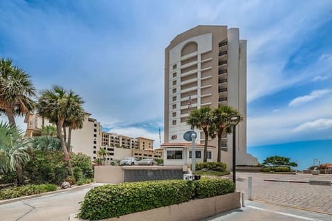440 West Condos
