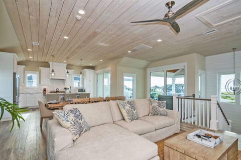 Second Floor Living Space