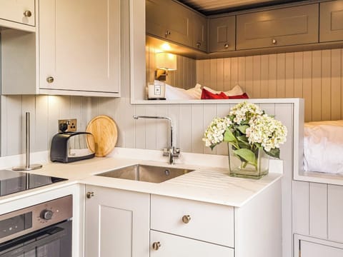 Open plan living space | The Pod - Spring Gardens, Babcary, near Somerton