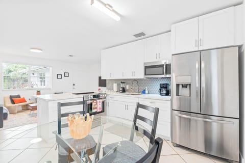 Fully Equipped Kitchen!