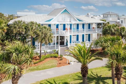 22-Barefeet-Retreat-Drone