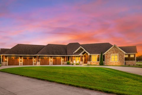 Welcome to Kountry Lane Stables- A stunning and spacious home situated on an equestrian estate!