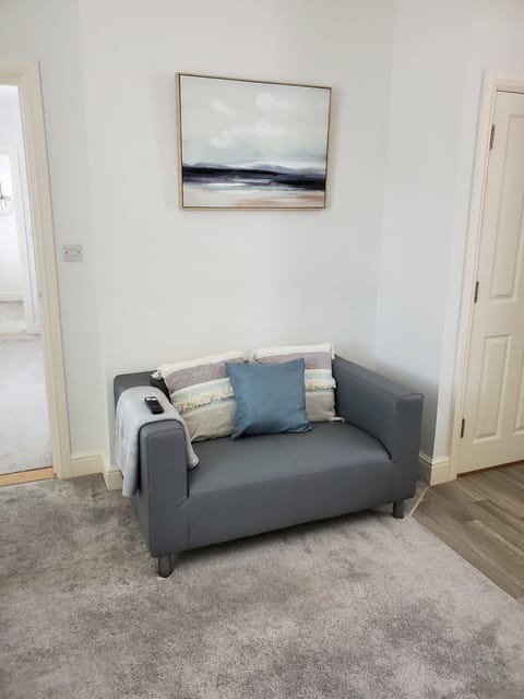 Living Room / Lounge