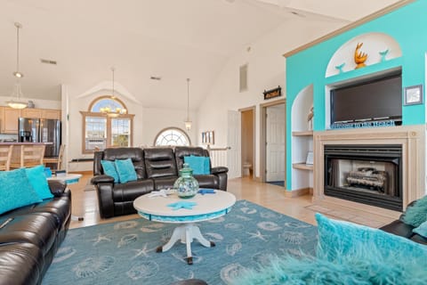 Living Area - Top Level