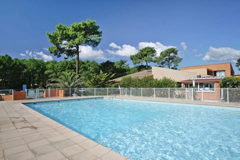 Holiday Home Swimming Pool