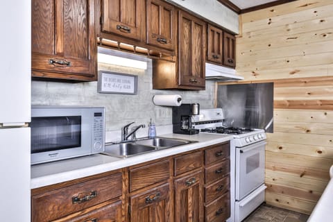 Spacious counter tops to make meal prepping at ease