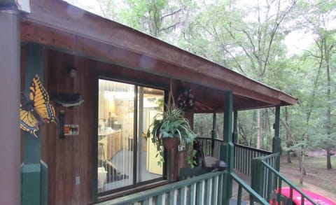 c7089bfb-e317-42d3-8357-9f97301c6b53