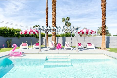 Dive into paradise at our stunning outdoor pool, perfectly positioned to offer breathtaking views of the majestic mountains. Whether you choose to take a refreshing dip or lounge poolside on a warm day, this serene oasis invites you to unwind.
