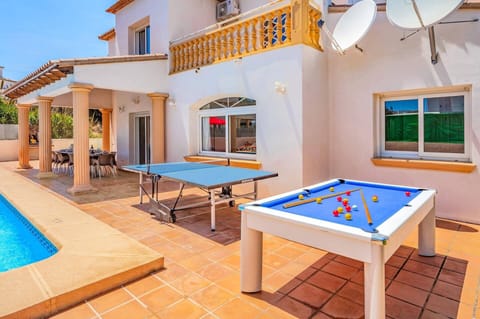 Villa Carolina Blanca image