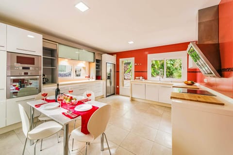 Villa Silvasol image