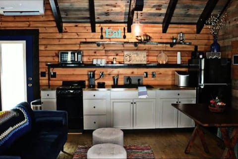 14fc6794 e1cf 4ad1 b77f f581ce01831e