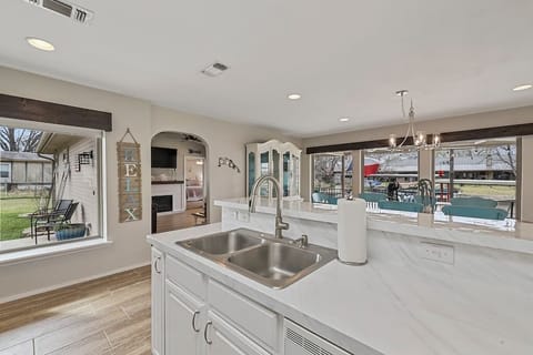 Fully stocked kitchen with all the major and small appliances