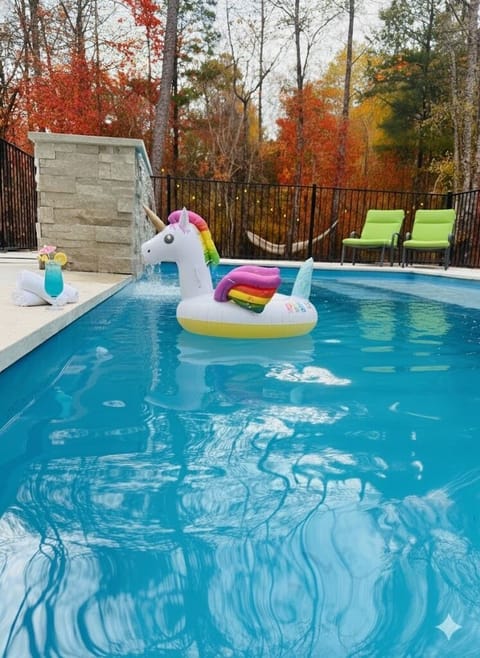 Santa said it’s totally acceptable to swim on Christmas Day — especially when it’s heated.