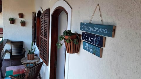 Saquarema Surf Apartment 3 minutes from Itaúna beach Apartment in Saquarema