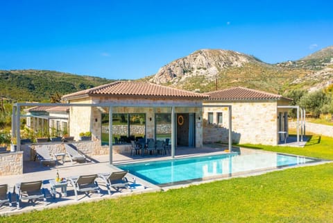 Beautiful villa with private pool and terrace