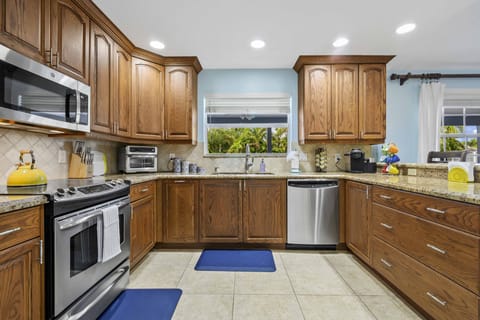 Fully stocked kitchen.