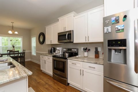 Well equipped and open kitchen perfect for preparing meals for all guests.