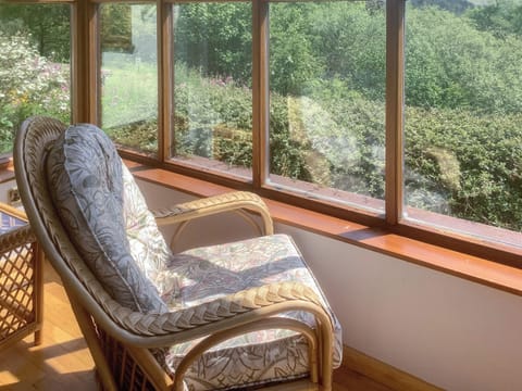 Sun room | Cwmfron House, Tylwch