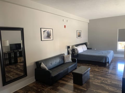King bed and Futon
