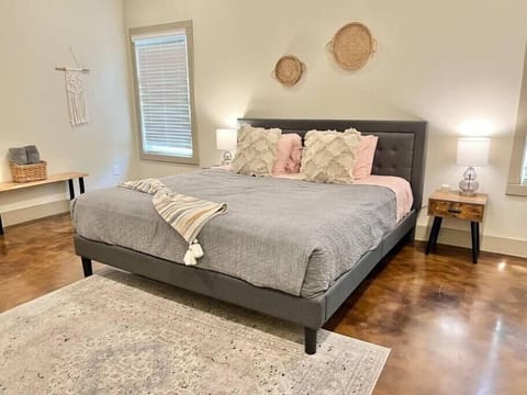 Masterbedroom downstairs