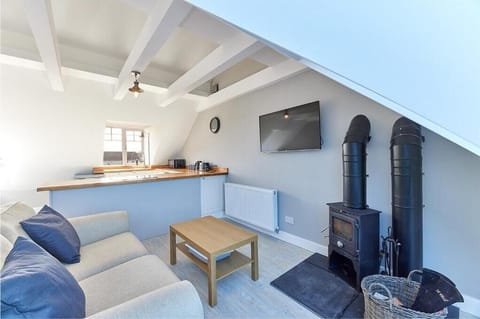 Castle View, Seahouses - Host & Stay