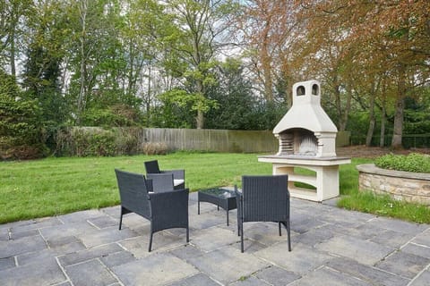 The Old Rectory, Durham - Host & Stay