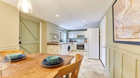 Percy Cottage, Otterburn - Host & Stay